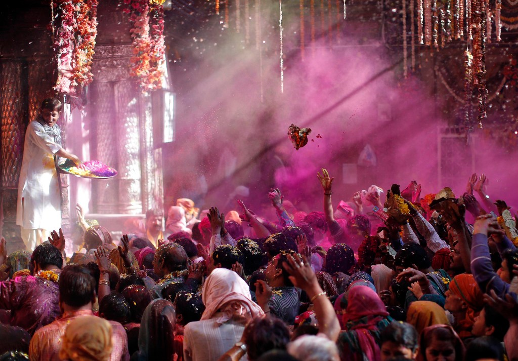 Wanderlust Is A Lucky Charm- Daily Shatzi: Monday Theme